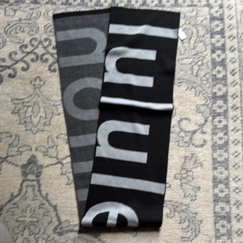 NWT Lululemon Wool-Blend Knit Logo Scarf Black Twill Delicate Mint Merino Warm